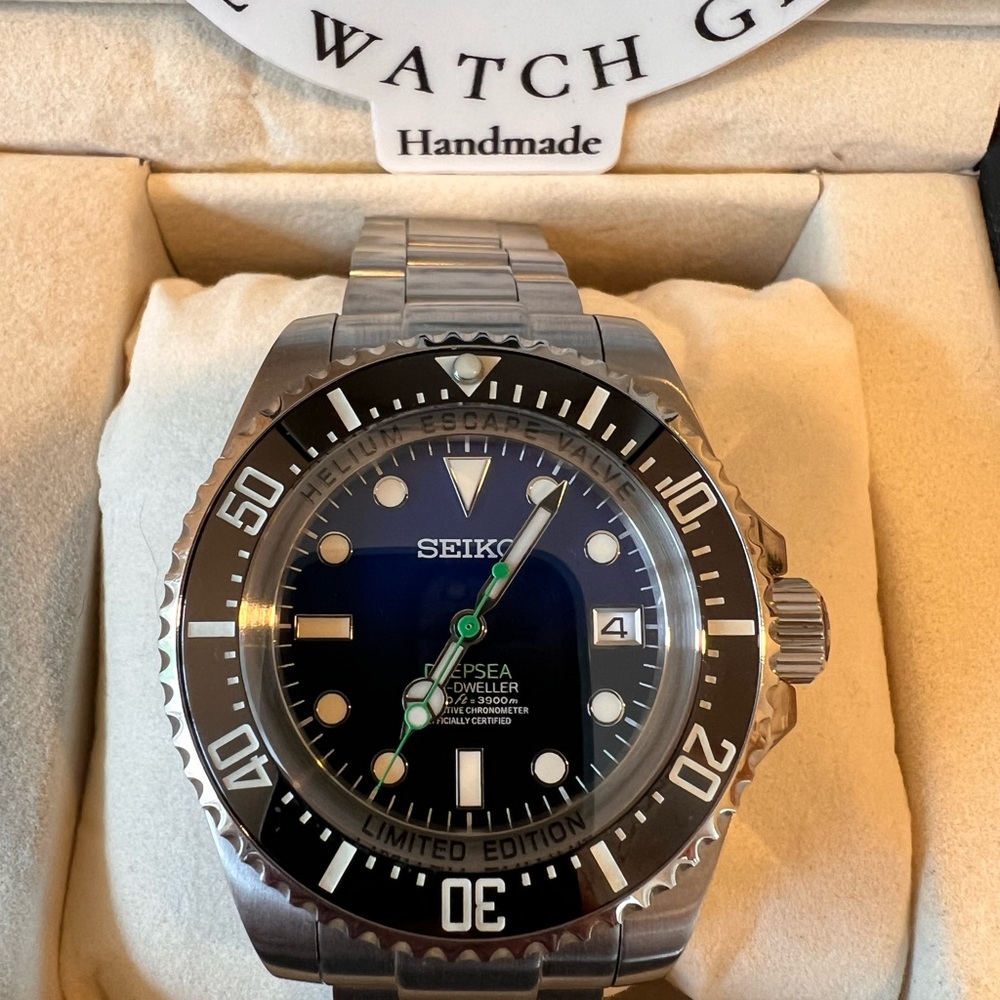 Seiko Deepsea Homage - Picture 2 of 4